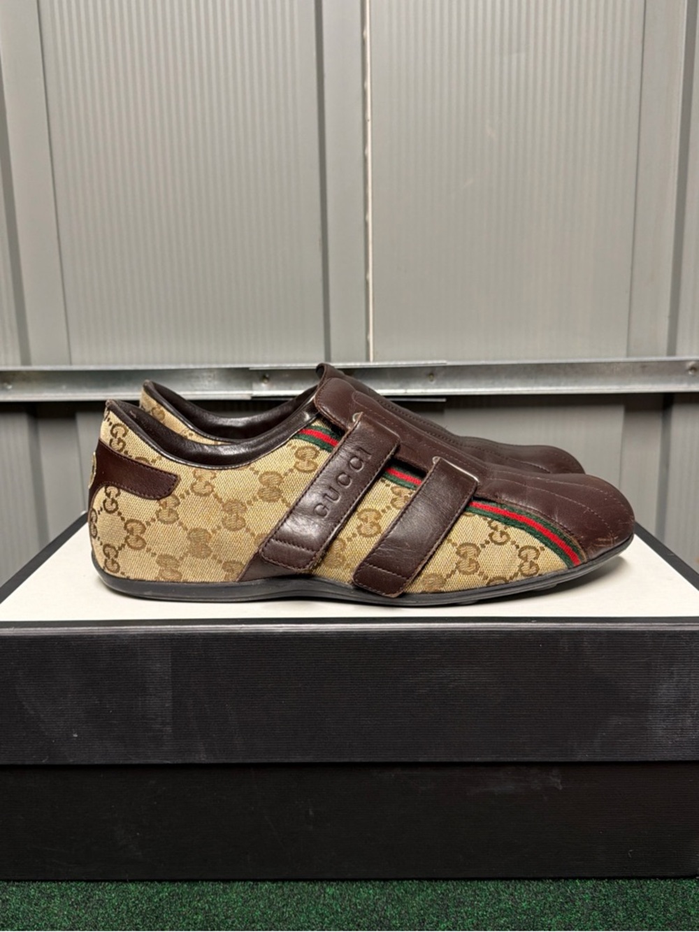 Gucci Brown leather new season logo men sneakers slip on Gucci shoe/shoes Size 8